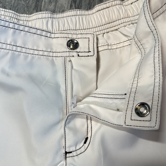 💜3/$15 Catalina White Women's Shorts - Picture 4 of 9